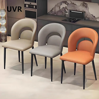 Lot 2 chaises minimaliste