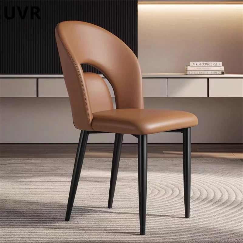 Lot 2 chaises minimaliste