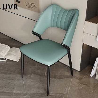 Lot 2 chaises moderne
