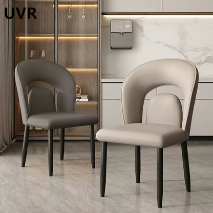 Lot 2 chaises minimaliste